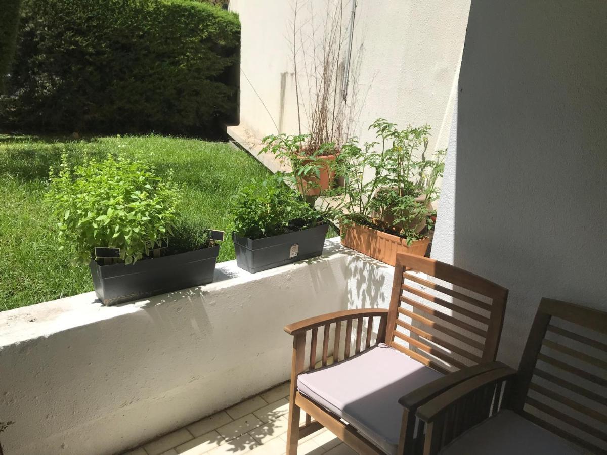 Superbe Studio Terrasse Centre Ville Et Plages A Pieds Cannes Exterior foto